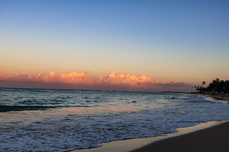 Best Time to Visit Punta Cana 2026: Month-by-Month Weather, Budget & Hurricane Guide